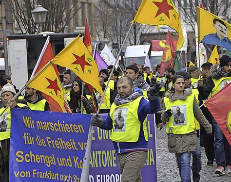 Kurden protestieren - Offenburg - Badische Zeitung