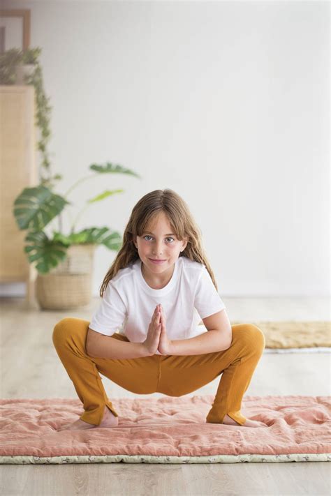 6 Yoga Exercises With Kids Best Yoga Poses For Kids Beauty Remind
