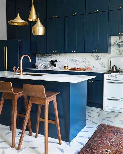 35 Modern And Unique Lighting Ideas For Your Kitchen Navy Blue Kitchen