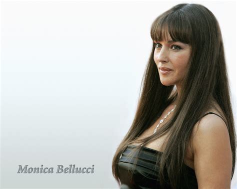 73 Monica Bellucci Hd Wallpaper On Wallpapersafari