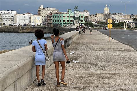 girls for sex in havana thumb girls heavens