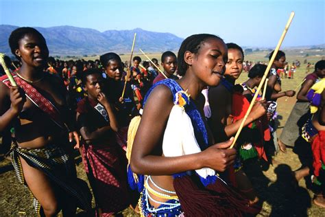zulu girls attend umhlanga the annual reed dance festival of swaziland 31360 hot sex picture