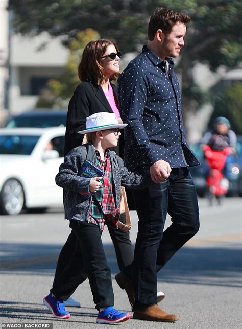 'look at how he lives his life'. Chris Pratt looks like a family man while out with wife ...