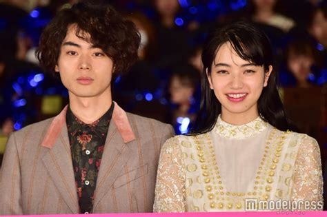 The site owner hides the web page description. 菅田将暉、小松菜奈に「ツバを吐いてキス」驚きの要求を回顧 ...