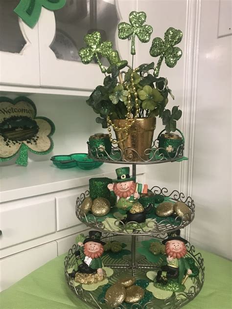 St Patricks Day Tiered Tray Decor Ideas To Bring The Luck To Your