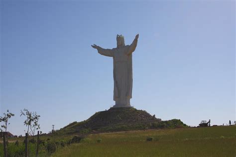 Die Größte Christus Statue Der Welt Steht In Swiebodzin In Polen