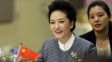 China Media Eagerly Awaits First Ladies Fashion Face Off Bbc News
