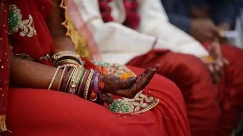 Uk India A ‘focus Country For Forced Marriages World News Hindustan Times