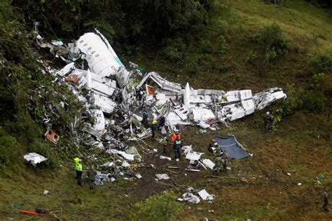 plane carrying brazils chapecoense soccer team crashes in colombia 75 dead the north state