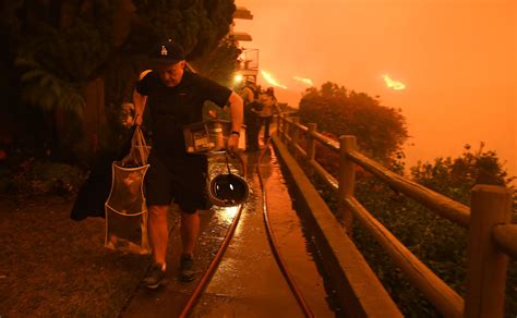 Woolsey Fire Burns 96949 Acres Across Los Angeles Ventura Curbed La