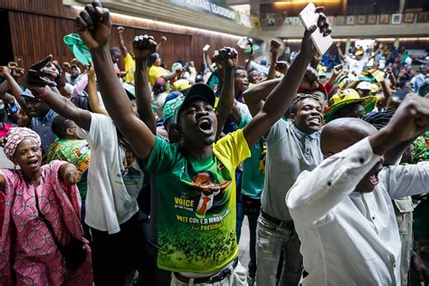 Zimbabwe Court Unanimously Upholds Presidents Election Win