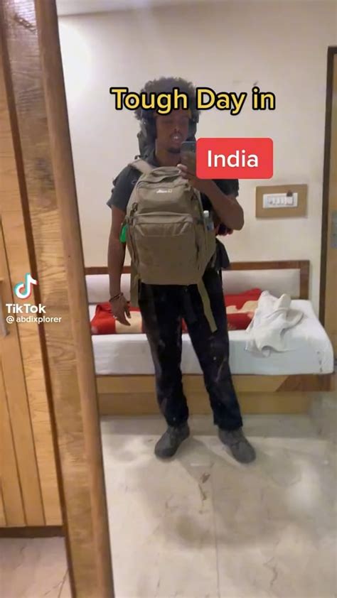 Somali Backpacker Documents Racism He Faced In India 🇮🇳 Rxsomalian