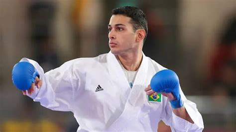 Atleta londrinense é campeão de karatê no World Games Tem Londrina