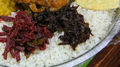 12 Foods Sri Lanka Visitors Have To Try