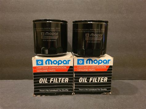 2 Mopar Oil Filters Oem 5281090 69647 Chrysler Oil Filters Ebay