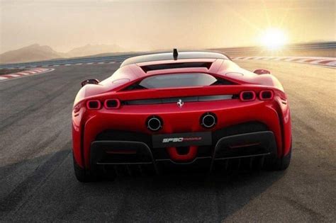 Check spelling or type a new query. Ferrari SF90 Stradale, prezzo e scheda tecnica della supercar ibrida