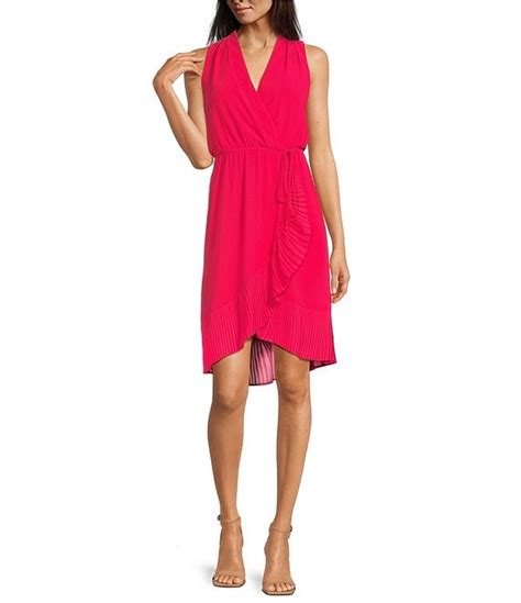 Jessica Howard Petite Size Sleeveless Surplice V Neck Chiffon Pleated