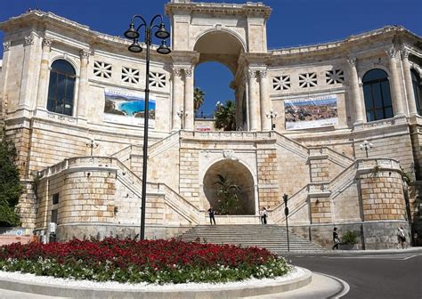 Caralis) is the capital city of the italian island of sardinia. (FOTO) Cagliari, riaperta la scalinata del Bastione Saint ...