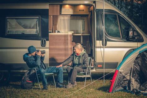 Motorhomes Vs Travel Trailers 10 Pros And Cons Camper Report