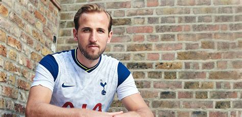 Tottenham hotspur is a very popular football club in england. Tottenham Hotspur 2020-21 Nike Home Kit | 20/21 Kits ...