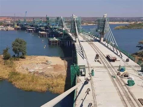 Package one is the actual 923m long rail. Construction of Kazungula Bridge in Southern Africa complete | ITS South Africa
