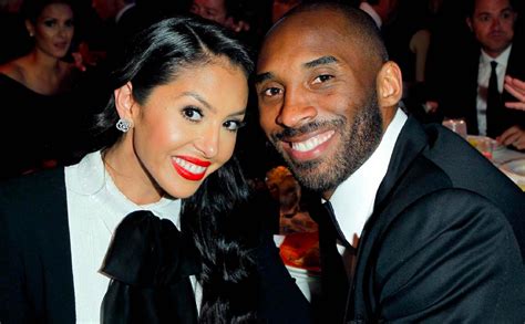 report kobe bryant and his wife made a pact to never fly on a helicopter together