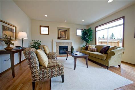 Model Home Staging Sells An Appealing Lifestyle