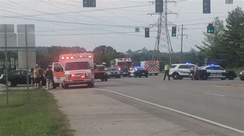 Wreck In Bowling Green Sends Several To Hospital Causes Traffic