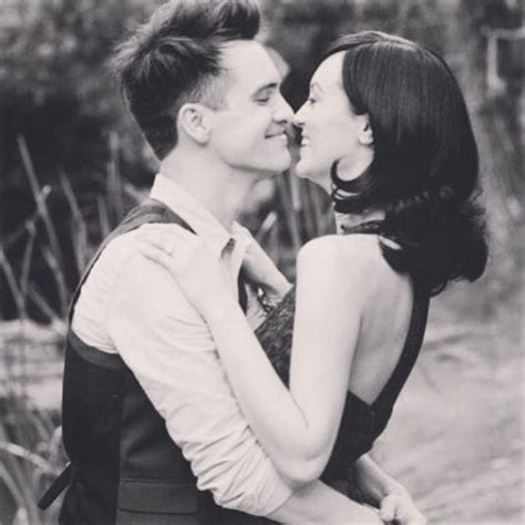 Brendon Urie Art Of Living Couple Goals Disco Sarah Couple Photos Couples Scenes Cute