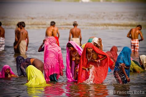 Ritual Bathing In Rajasthan Baneshwar Fair Ritual Bath Desi Beauty Hindi Comics