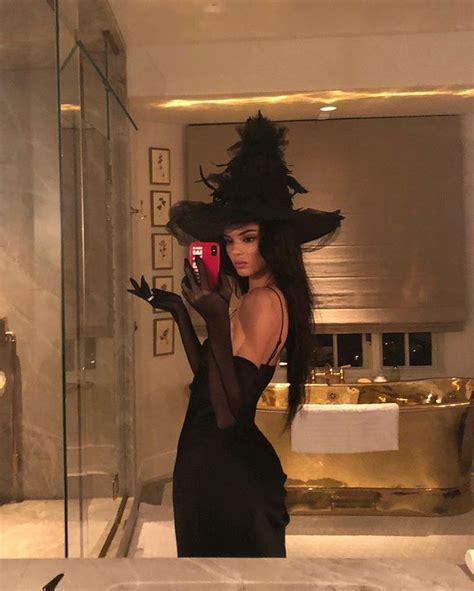 Kylie Kyliejenner Instagram Photos And Videos Trendy Halloween