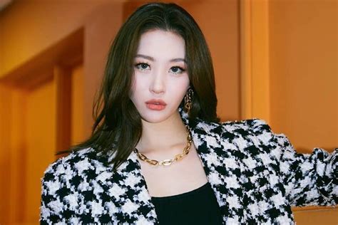Sunmi Reveals The Amount Of Royalty She Receives From Her Songs