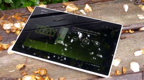 Sony Xperia Z2 Tablet Shows Its Face For The First Time Sony Xperia