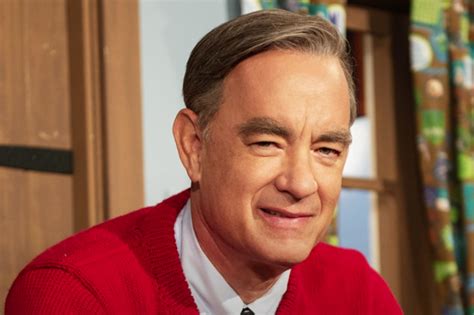 The First Trailer Of Tom Hanks As Mister Rogers In ‘a Beautiful Day In