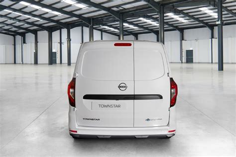 Le Nouveau Nissan Townstar Ev 100 électrique Arrive En Europe