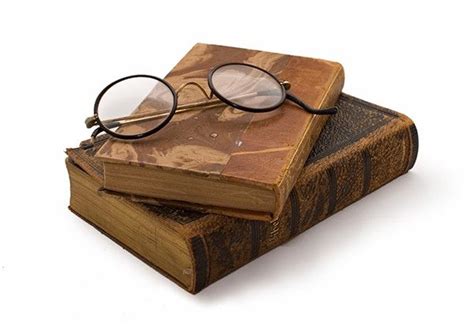 Creative Uses For Old Eyeglasses And Eyeglass Cases Eyeglass Case