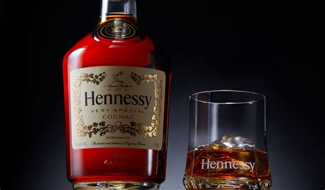 Logotipo De Hennessy Significado Fuente Historia Turbologo