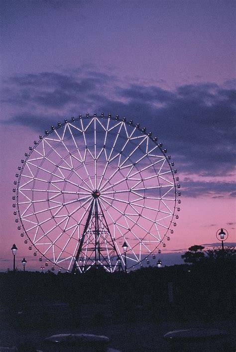 Kiss At The Top Of A Ferris Wheel Iphone Wallpaper Sky Aesthetic
