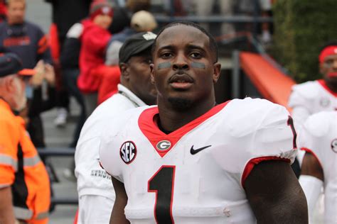 Michel averaged 4.5 yards in his rookie year and much of that was done when the coaching staff decided to make the run game the offense's primary weapon. Former Georgia running back Sony Michel agrees to a deal ...