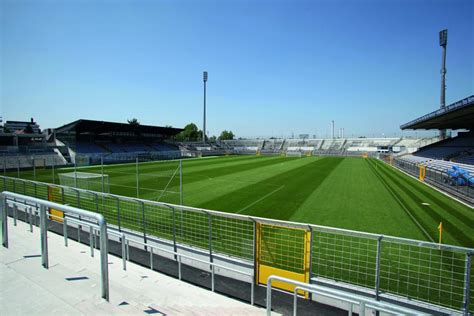 Städtisches stadion an der grünwalder straße 15.000 seats. München: Bannmeile rund um Grünwalder Stadion - Stadionwelt