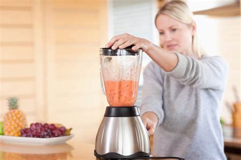 7 Great Tips For Using A Blender To Get The Best Soups Smoothies And