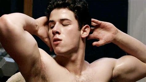 Here Are Those Shirtless Nick Jonas GIFs From Scream Queens Nick