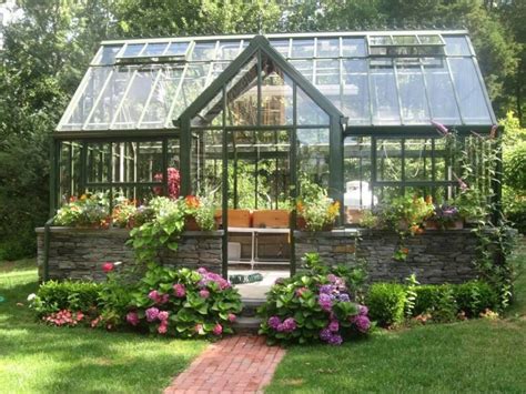 23 Wonderful Backyard Greenhouse Ideas