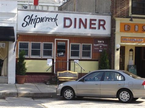 Police Log Man Was Harassing Customers And Staff At Tims Shipwreck Diner Northport Ny Patch