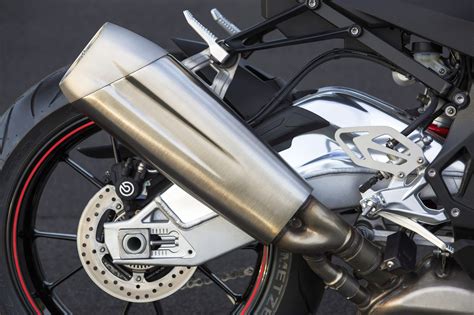 100% performance from the front to the rear. BMW S 1000 RR - Test, Gebrauchte, Bilder, technische Daten