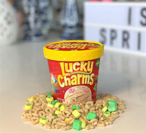You Can Now Get Lucky Charm S Flavored Ice Cream And It Tastes Amazing