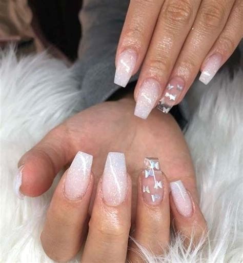 43 Clear Acrylic Nails That Are Super Trendy Right Now Stayglam In