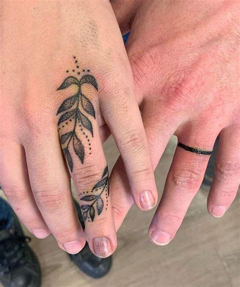 30 Pretty Wedding Band Tattoos You Will Love Style VP Page 30