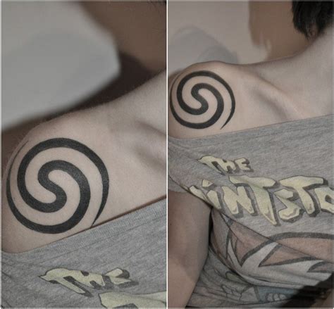 30 Spiral Tattoos On Shoulder