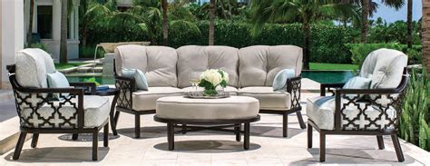 We offer a large inventory of indoor and outdoor patio furniture to suit even the most discriminating taste. Patio Land USA - Tampa Bay's Patio Furniture Super Store!